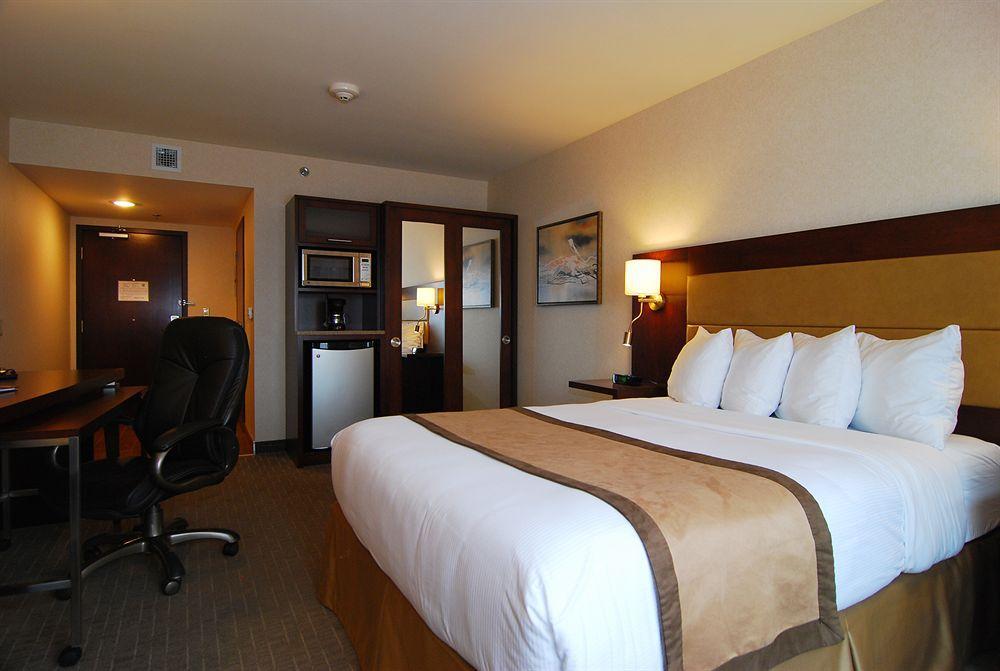 Quality Inn & Suites Val-d'Or Zimmer foto